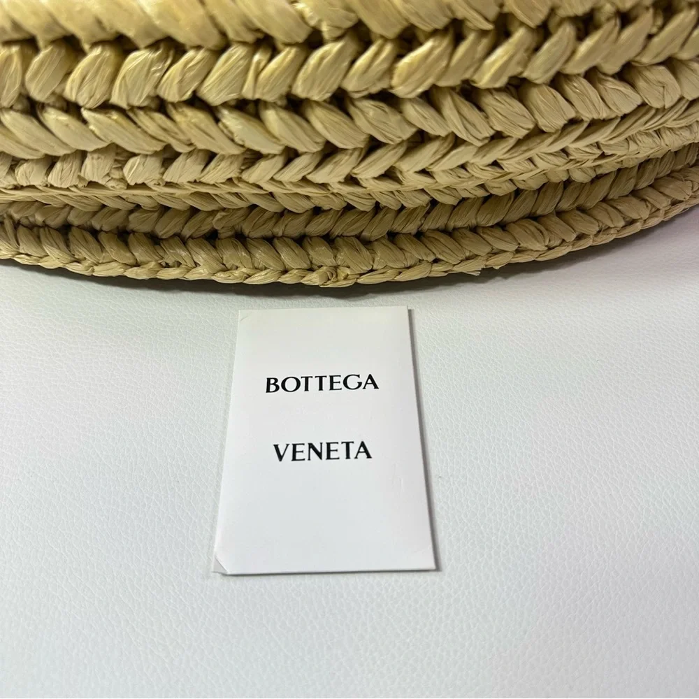 NEW Bottega Veneta Arco Natural Wood Rafia Medium Tote - Picture 14 of 16